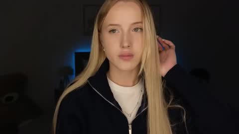 Adele online show from April 2026 08:45:02 PM