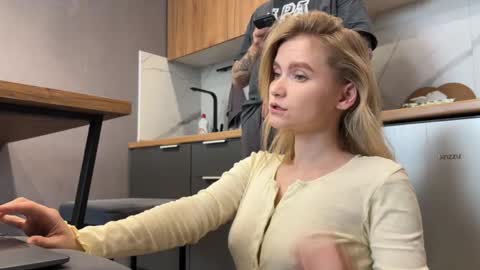 Adele Nick online show from April 2026 09:19:01 AM