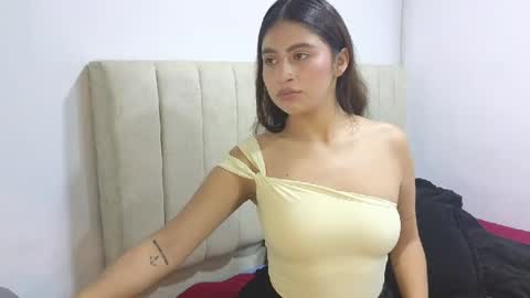 adellein foxx online show from July 2026 06:34:02 PM
