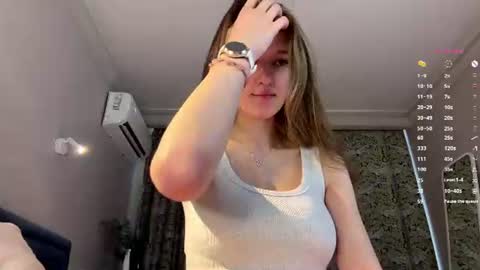 Snapshot of adeles_vibes chatting on June 2026 04:22:02 AM Adele online show from June 2026 04:22:02 AM