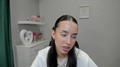 Adele online show from April 2026 05:58:02 AM