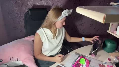 jennifer online show from July 2026 07:37:01 AM
