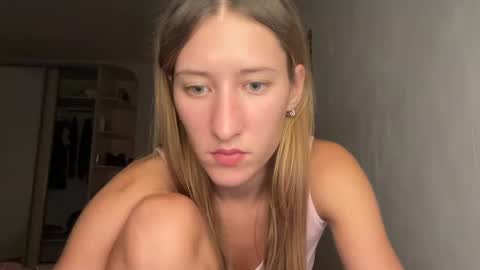 Snapshot of adellqueen chatting on July 2026 10:00:01 PM Adell online show from July 2026 10:00:01 PM