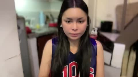 KATE MORE  online show from April 2026 05:10:02 AM