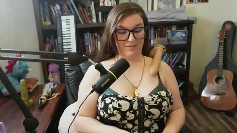 adobe_angel304 online show from February 2025 07:52:01 PM