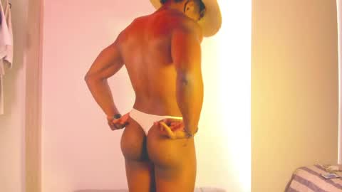 Adonis Knight  online show from March 2026 08:25:02 PM