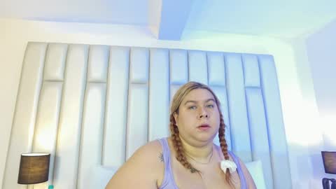 ANDREA PEREZ online show from April 2026 11:37:01 AM