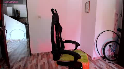 Adrena10 online show from April 2026 03:51:01 PM