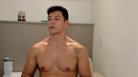 Adrian del Mar online show from July 2026 09:11:01 PM
