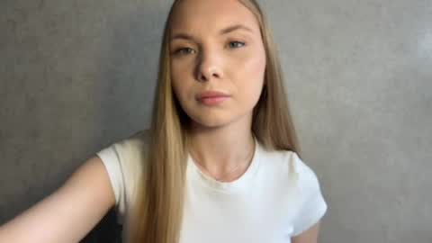 Caroline online show from June 2026 12:09:01 PM