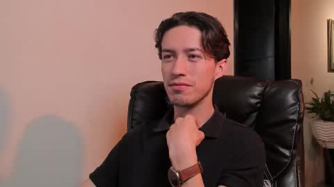 Snapshot of adrianwilliams_ chatting on November 2025 11:14:01 PM Adrian Williams online show from November 2025 11:14:01 PM