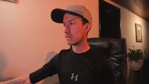 Snapshot of adrianwilliams_ chatting on December 2025 11:10:02 PM Adrian Williams online show from December 2025 11:10:02 PM