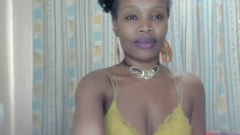 AfricanSquirtQueen online show from November 2025 02:05:02 PM