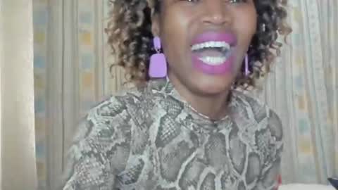 AfricanSquirtQueen online show from November 2025 08:20:02 AM