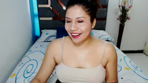 johana online show from December 2025 06:57:02 PM