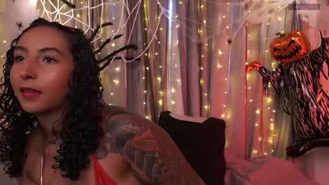 Snapshot of agatha_collinss chatting on October 2025 07:03:01 PM Val inst agatha clls online show from October 2025 07:03:01 PM