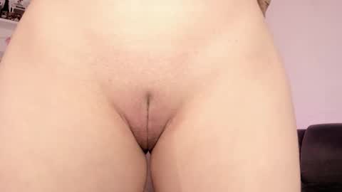 Camila     2 online show from March 2026 12:36:02 AM