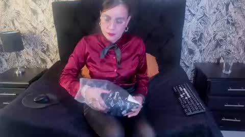 Aghata Moon online show from March 2026 04:24:01 PM