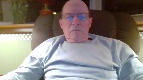 aguynrkfrd online show from March 2026 09:36:02 AM