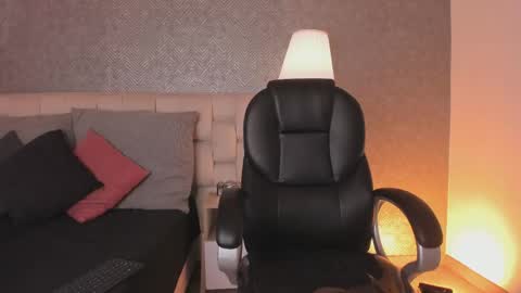 Ahmara  online show from April 2026 11:36:01 AM