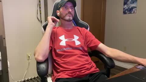 Snapshot of ah_shucks_ chatting on March 2026 02:56:01 AM AhShucks online show from March 2026 02:56:01 AM