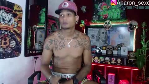 Aharon  Zamora online show from November 2025 03:05:02 AM