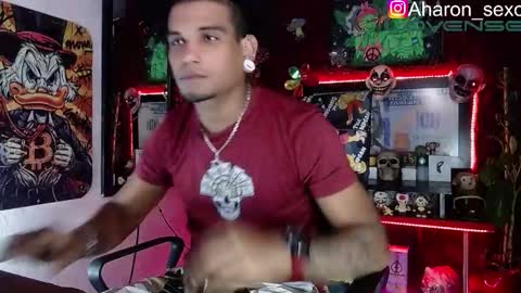 Aharon  Zamora online show from November 2025 10:53:02 PM