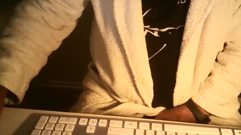 Ole online show from November 2025 11:21:02 PM