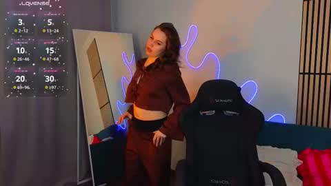 Snapshot of aisha_riley chatting on February 2026 04:27:02 PM Aisha online show from February 2026 04:27:02 PM