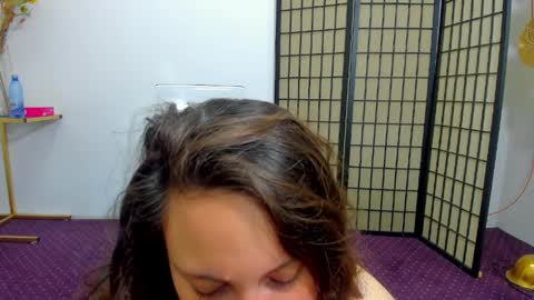 Aisha online show from April 2026 03:58:01 AM