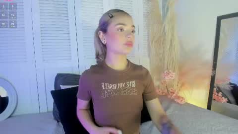 Snapshot of akemi__ chatting on June 2026 02:42:01 PM Abby Angel online show from June 2026 02:42:01 PM