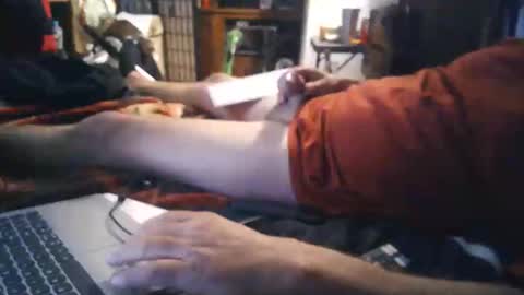 aken4it online show from October 2025 08:42:01 PM