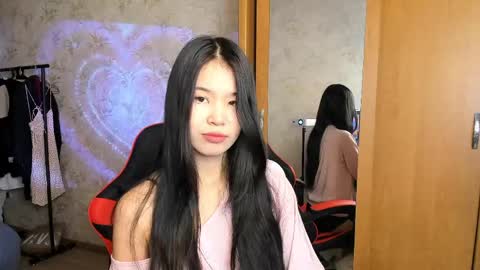 Snapshot of akiba_cute chatting on May 2026 12:34:02 PM akiba_cute online show from May 2026 12:34:02 PM