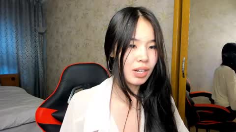 Snapshot of akiba_cute chatting on May 2026 12:22:02 PM akiba_cute online show from May 2026 12:22:02 PM