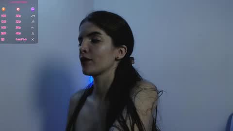 Snapshot of alahia_sky chatting on October 2025 02:07:01 PM online show from October 2025 02:07:01 PM