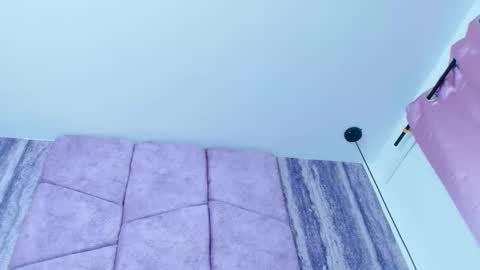 Snapshot of alahiaevansz chatting on February 2026 07:32:02 AM AlahiaEvansz online show from February 2026 07:32:02 AM