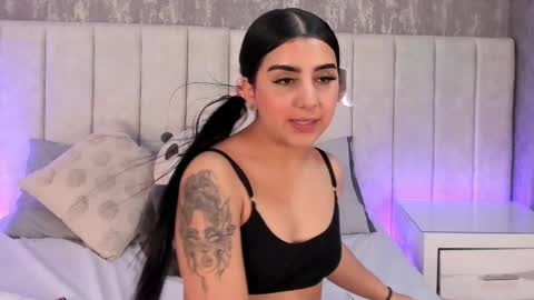 Alana online show from January 2025 09:41:01 PM