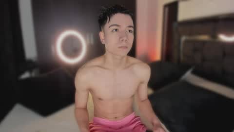 alanblack1 online show from March 2026 11:02:01 AM