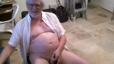 Alanlee10allen online show from April 2026 09:48:01 PM