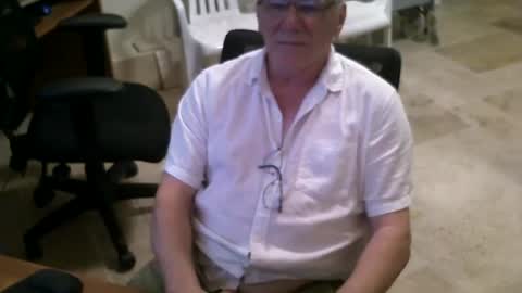 Snapshot of alanlee10allen chatting on July 2026 03:59:01 PM Alanlee10allen online show from July 2026 03:59:01 PM