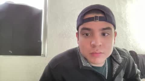 albertoarenas16 online show from May 2026 04:12:01 PM