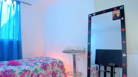 Alejandra Arango online show from April 2026 09:20:02 PM