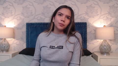 Snapshot of aleja_gh1 chatting on January 2025 08:03:02 PM 1 online show from January 2025 08:03:02 PM