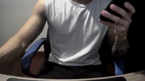 Snapshot of alejoduarte16 chatting on March 2026 11:28:02 AM alejoduarte16 online show from March 2026 11:28:02 AM