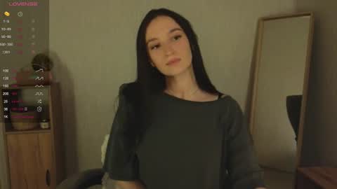 Alena online show from June 2026 07:27:02 PM