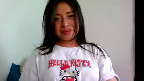 Snapshot of aleska_dollx chatting on June 2026 07:20:01 PM QUEEN OFF MILk IM BACK 15 NOV online show from June 2026 07:20:01 PM