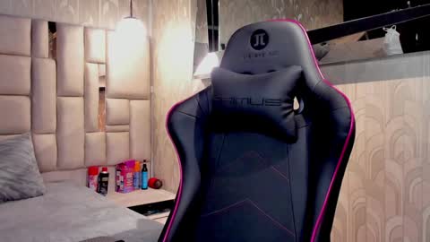 Snapshot of aless_king chatting on January 2025 04:59:01 PM Alessandro King online show from January 2025 04:59:01 PM