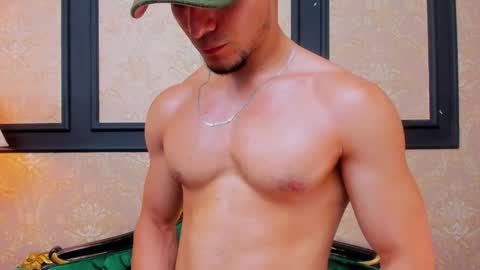 Snapshot of aless_king chatting on January 2025 06:14:01 PM Alessandro King online show from January 2025 06:14:01 PM