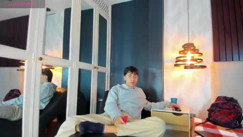 Alessandro Dybala online show from February 2025 12:16:02 PM