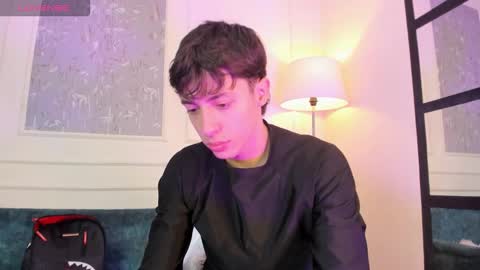 Alessandro Dybala online show from December 2025 12:54:01 PM